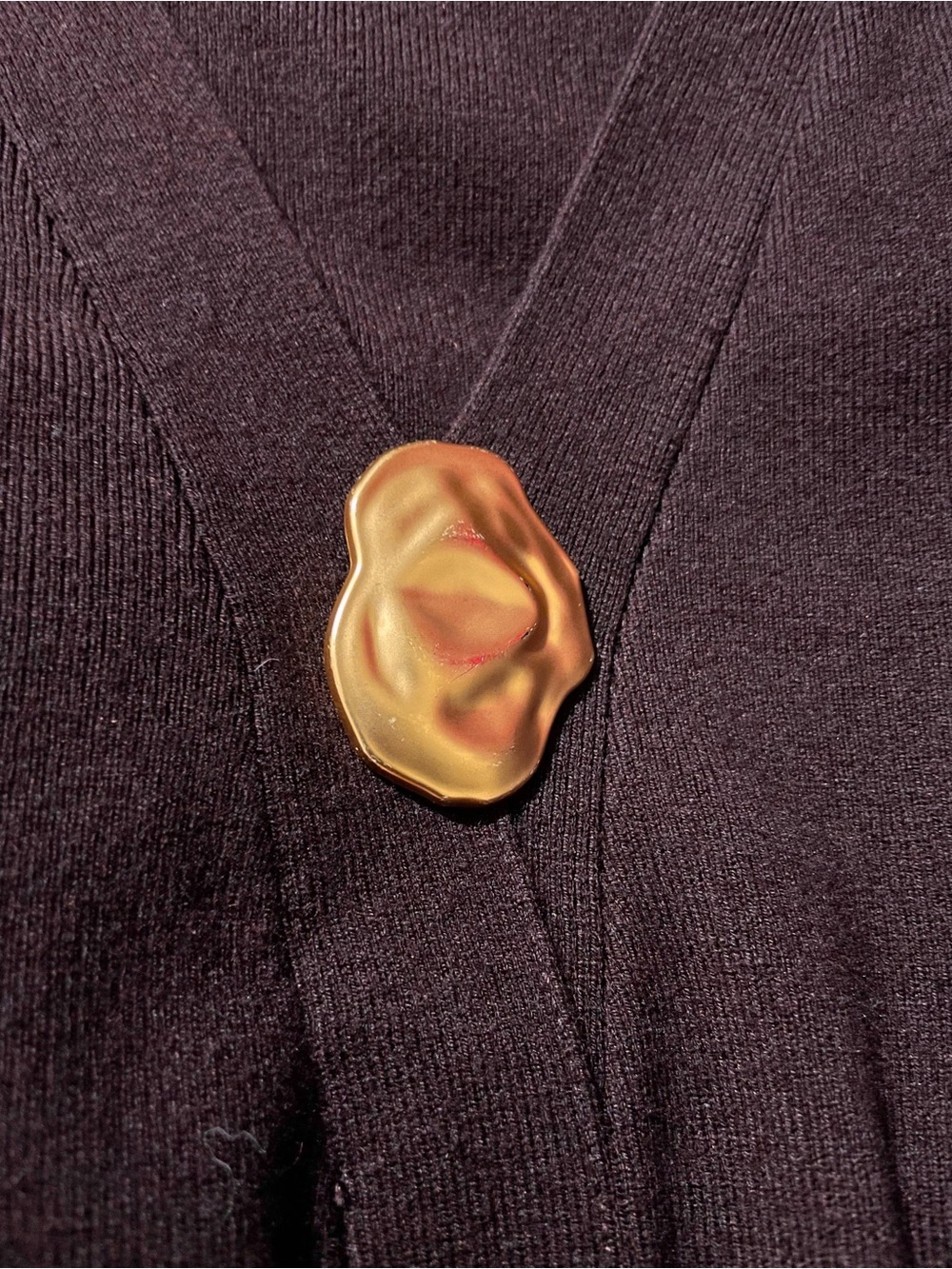 Metal Detail V-Neck Wool Blend Sweater - Picture 5 of 7